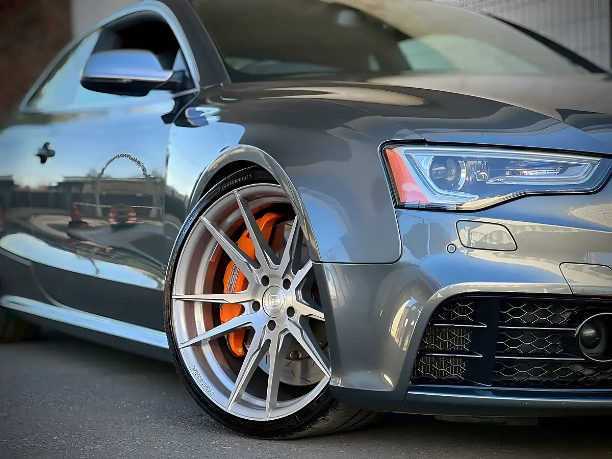 Used 2013 Audi RS5 Fully Loaded Daytona Grey - Interior and Exterior details 14