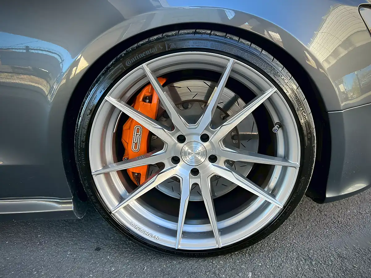 Used 2013 Audi RS5 Fully Loaded Daytona Grey - Interior and Exterior details 16