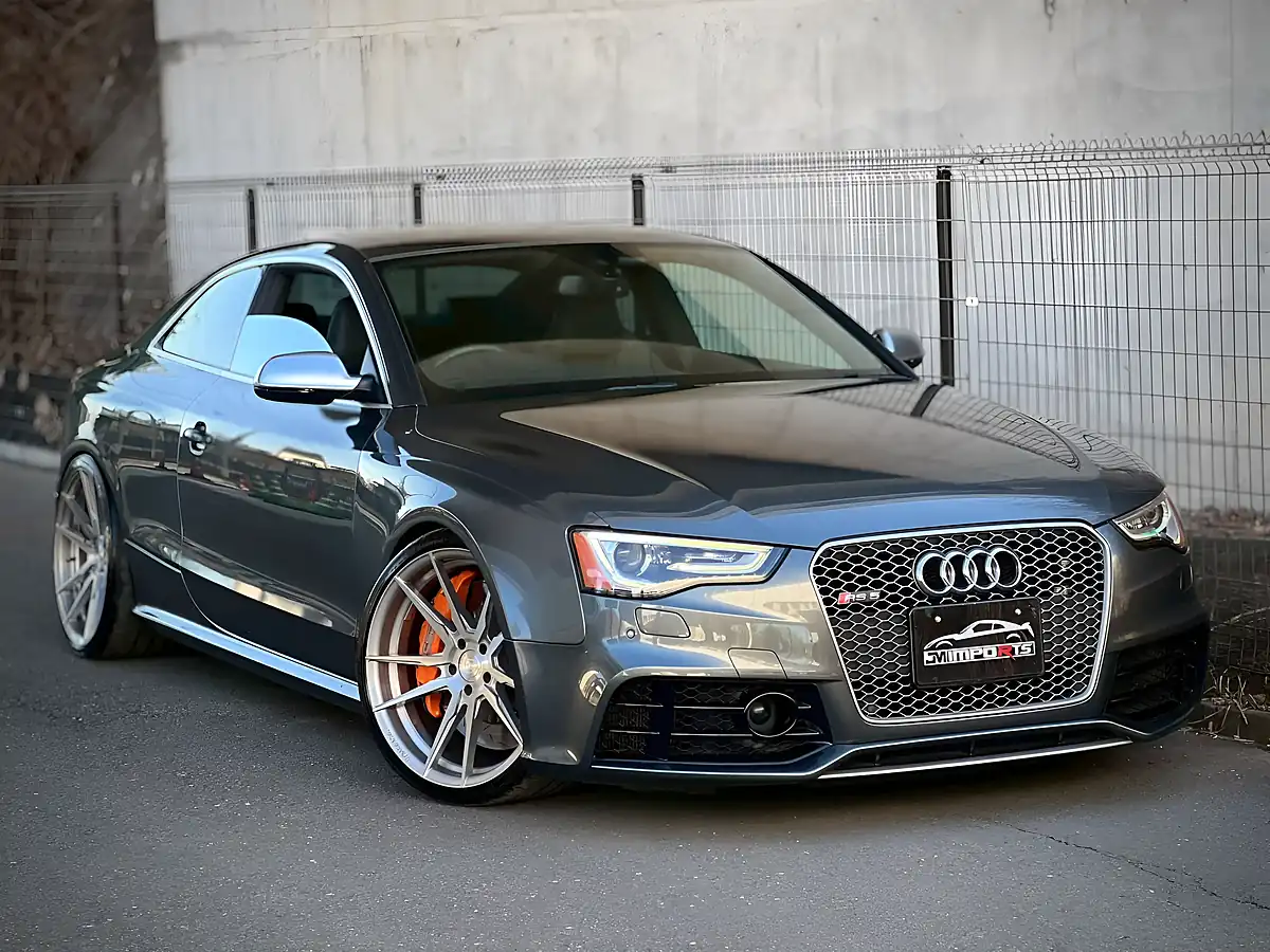 Used 2013 Audi RS5 Fully Loaded Daytona Grey - Interior and Exterior details 3