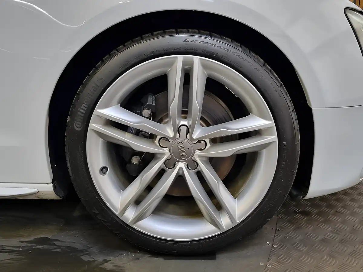 Used 2013 Audi S5 Sportback White - Interior and Exterior details 12