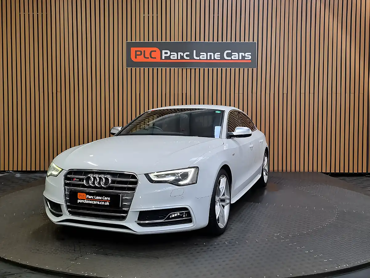 Used 2013 Audi S5 Sportback White - Interior and Exterior details 4