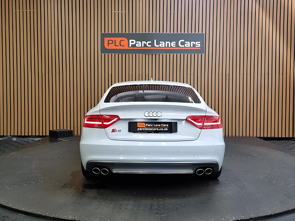 Used 2013 Audi S5 Sportback White - Interior and Exterior details 9