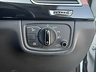 Used 2013 Audi S8 White - Interior and Exterior details 16
