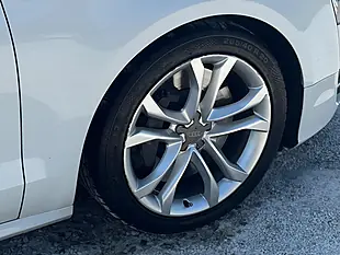 Used 2013 Audi S8 White - Interior and Exterior details 19