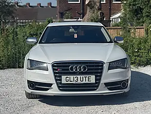 Used 2013 Audi S8 White - Interior and Exterior details 5
