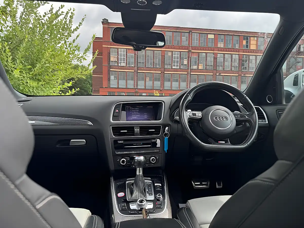 Used 2013 Audi SQ5 S Design Blue - Interior and Exterior details 10
