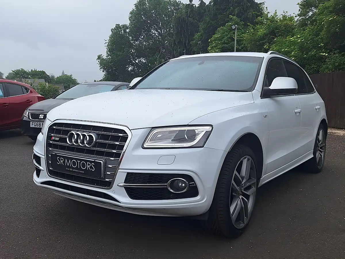 Used 2013 Audi SQ5 S Design White - Interior and Exterior details 3