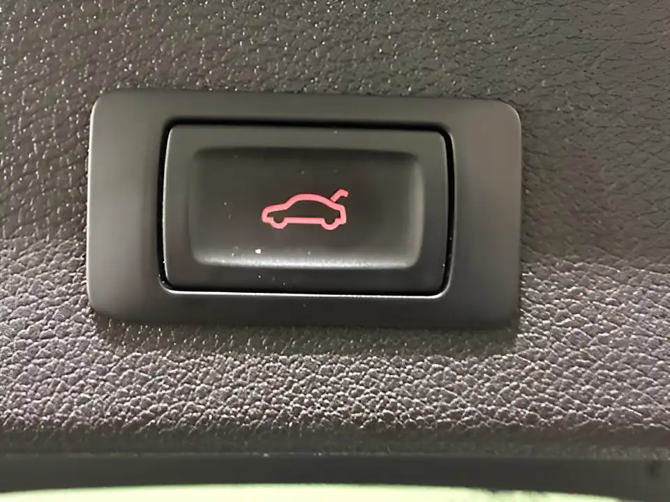 Used 2013 Audi SQ5 White - Interior and Exterior details 14