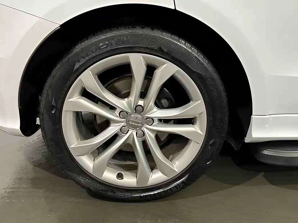 Used 2013 Audi SQ5 White - Interior and Exterior details 15