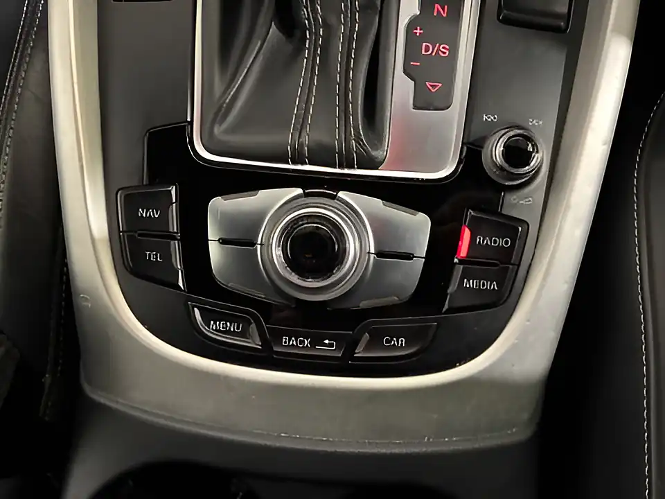 Used 2013 Audi SQ5 White - Interior and Exterior details 19