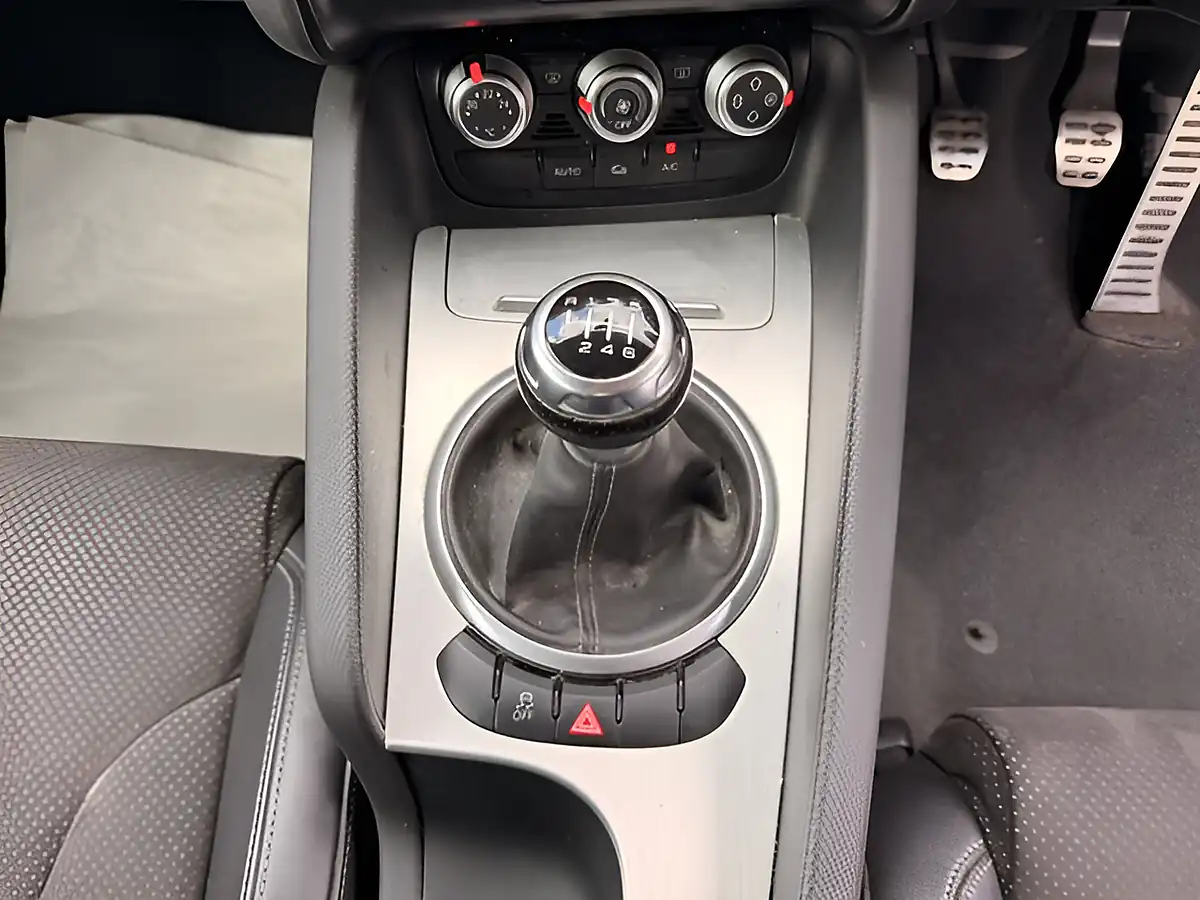 Used 2013 Audi Tt Black Edition White - Interior and Exterior details 16