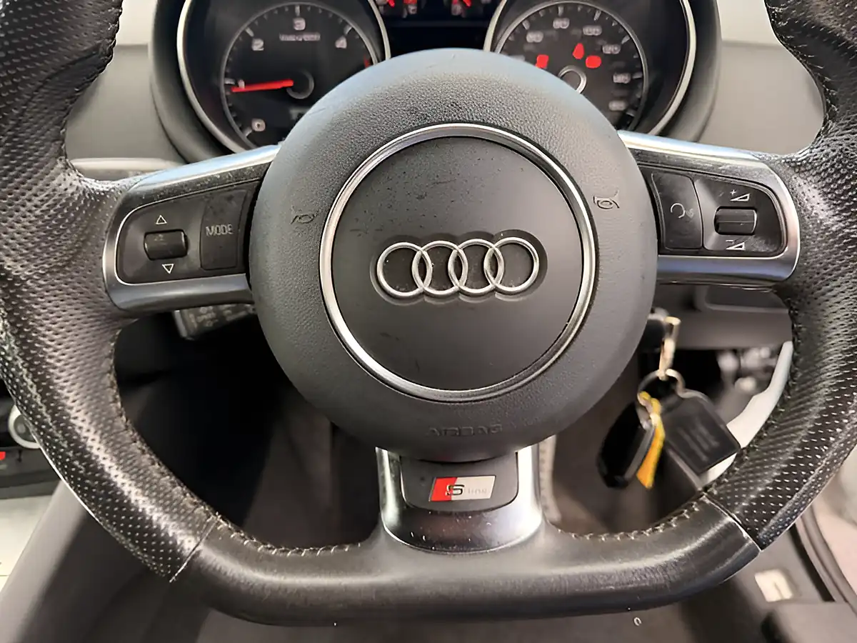 Used 2013 Audi Tt Black Edition White - Interior and Exterior details 17