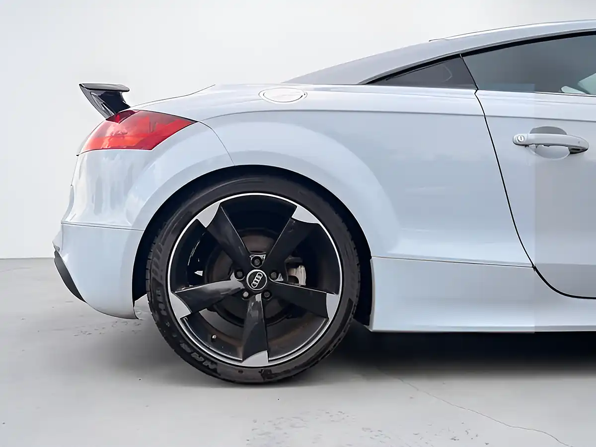Used 2013 Audi Tt Black Edition White - Interior and Exterior details 6