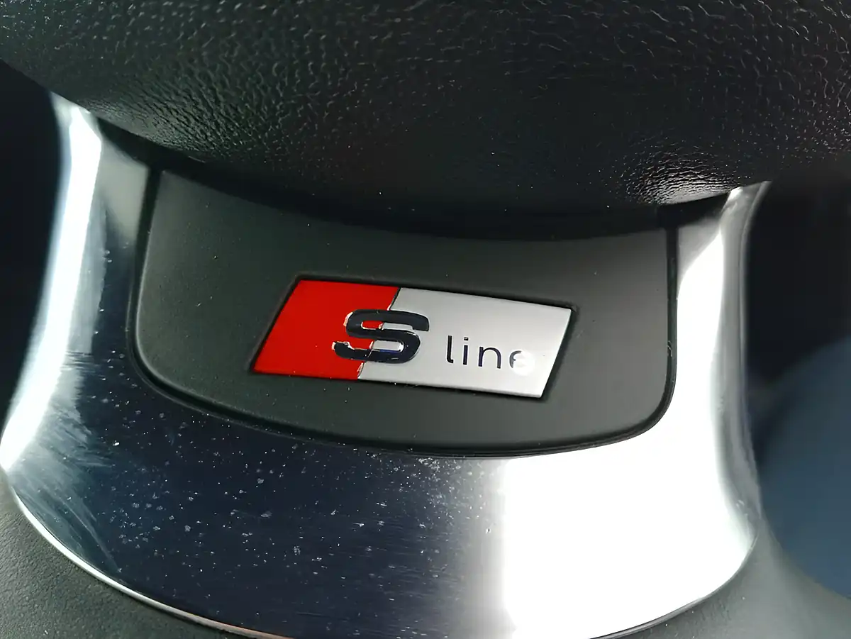 Used 2013 Audi Tt Black Edition White - Interior and Exterior details 11