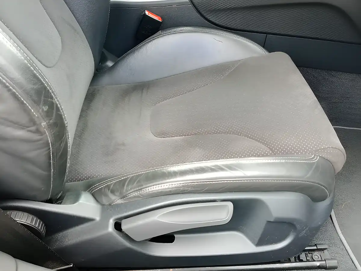 Used 2013 Audi Tt Black Edition White - Interior and Exterior details 13