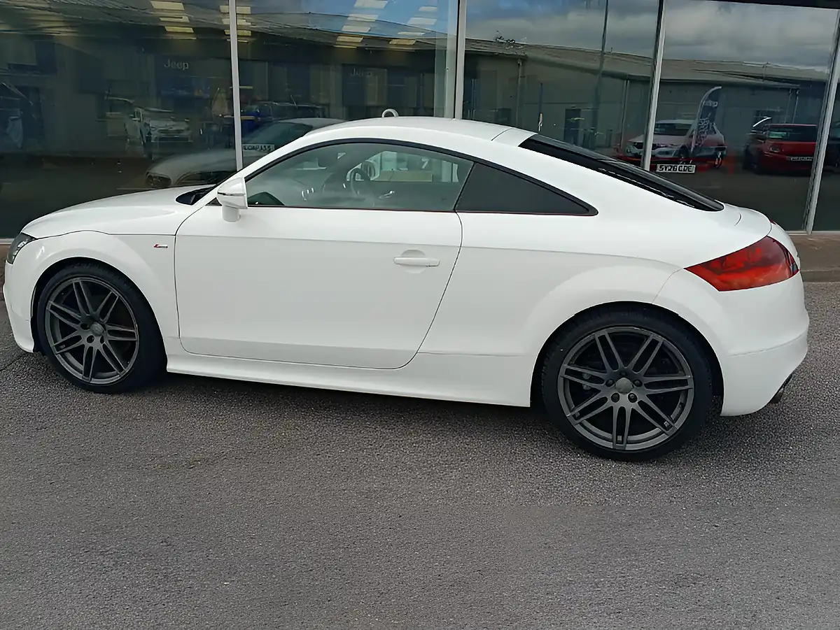 Used 2013 Audi Tt Black Edition White - Interior and Exterior details 4