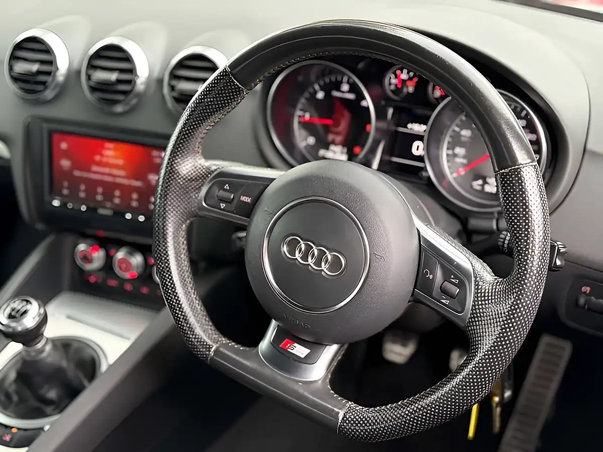 Used 2013 Audi Tt S Line Brilliant Black - Interior and Exterior details 10