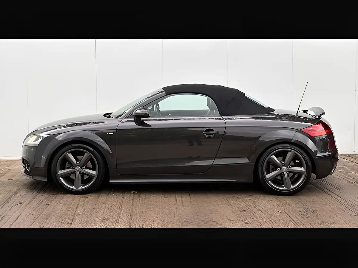 Used 2013 Audi Tt S Line Brilliant Black - Interior and Exterior details 16