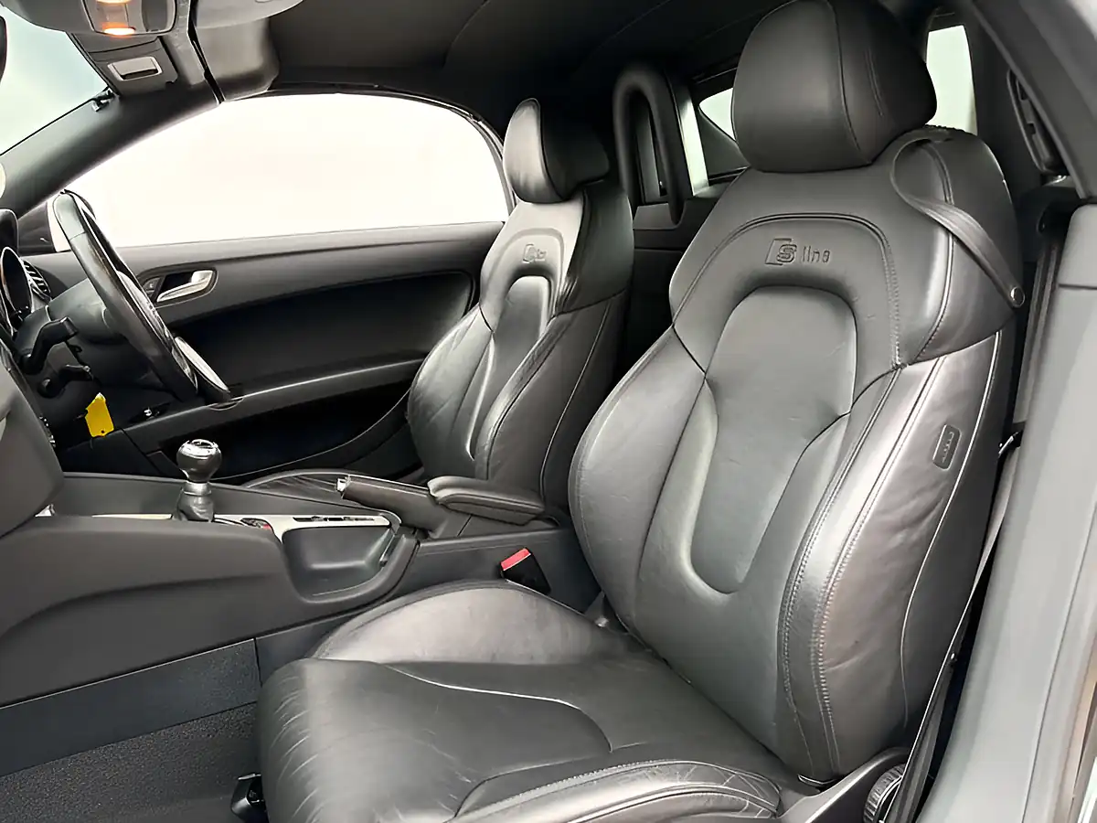 Used 2013 Audi Tt S Line Brilliant Black - Interior and Exterior details 18
