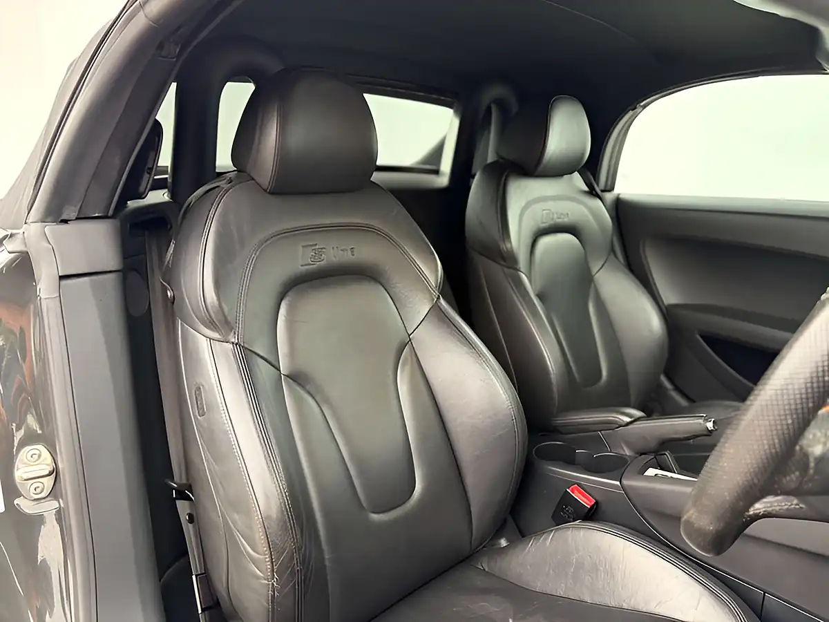 Used 2013 Audi Tt S Line Brilliant Black - Interior and Exterior details 9