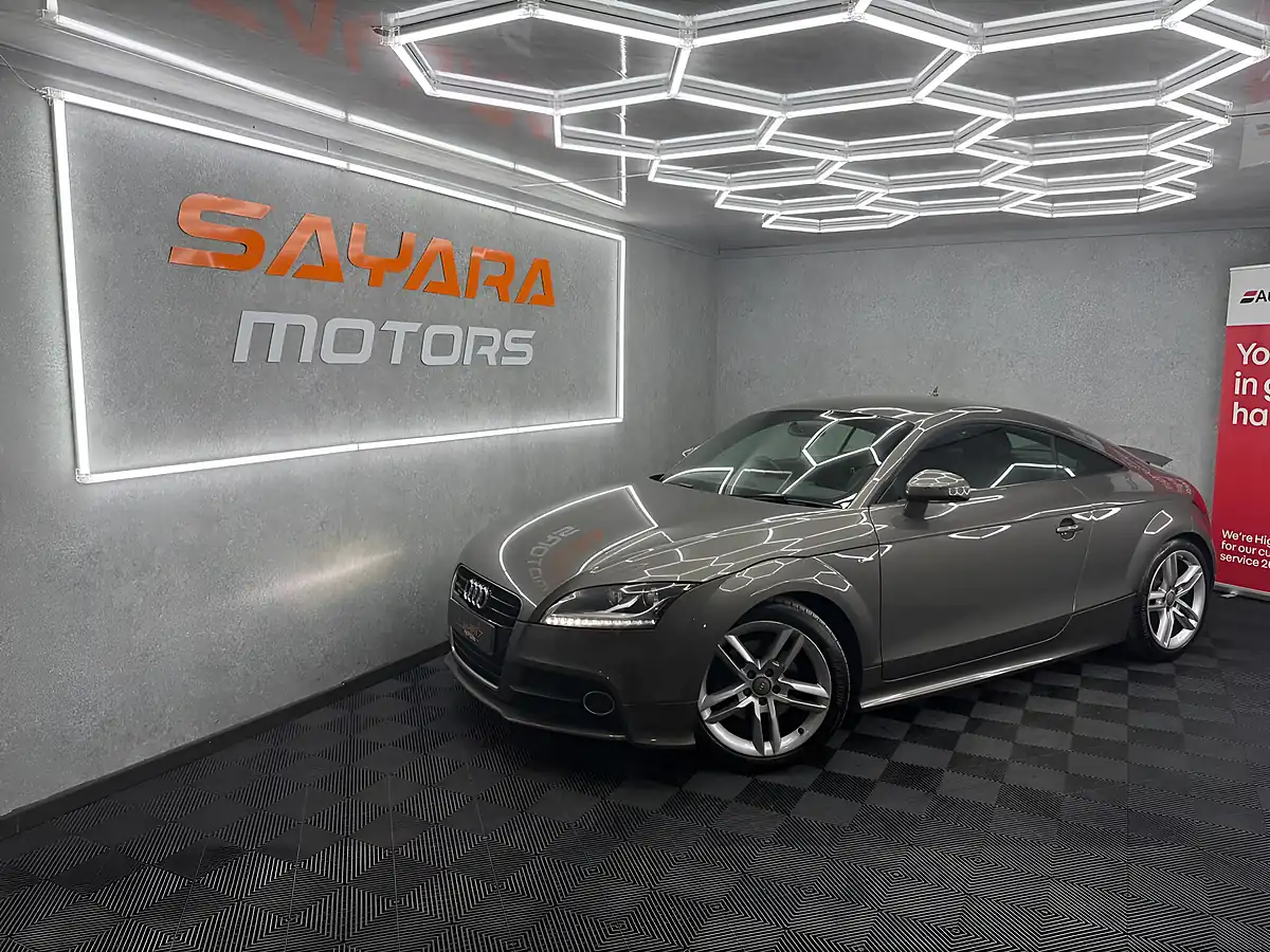 Used 2013 Audi Tt S Line Grey - Front View