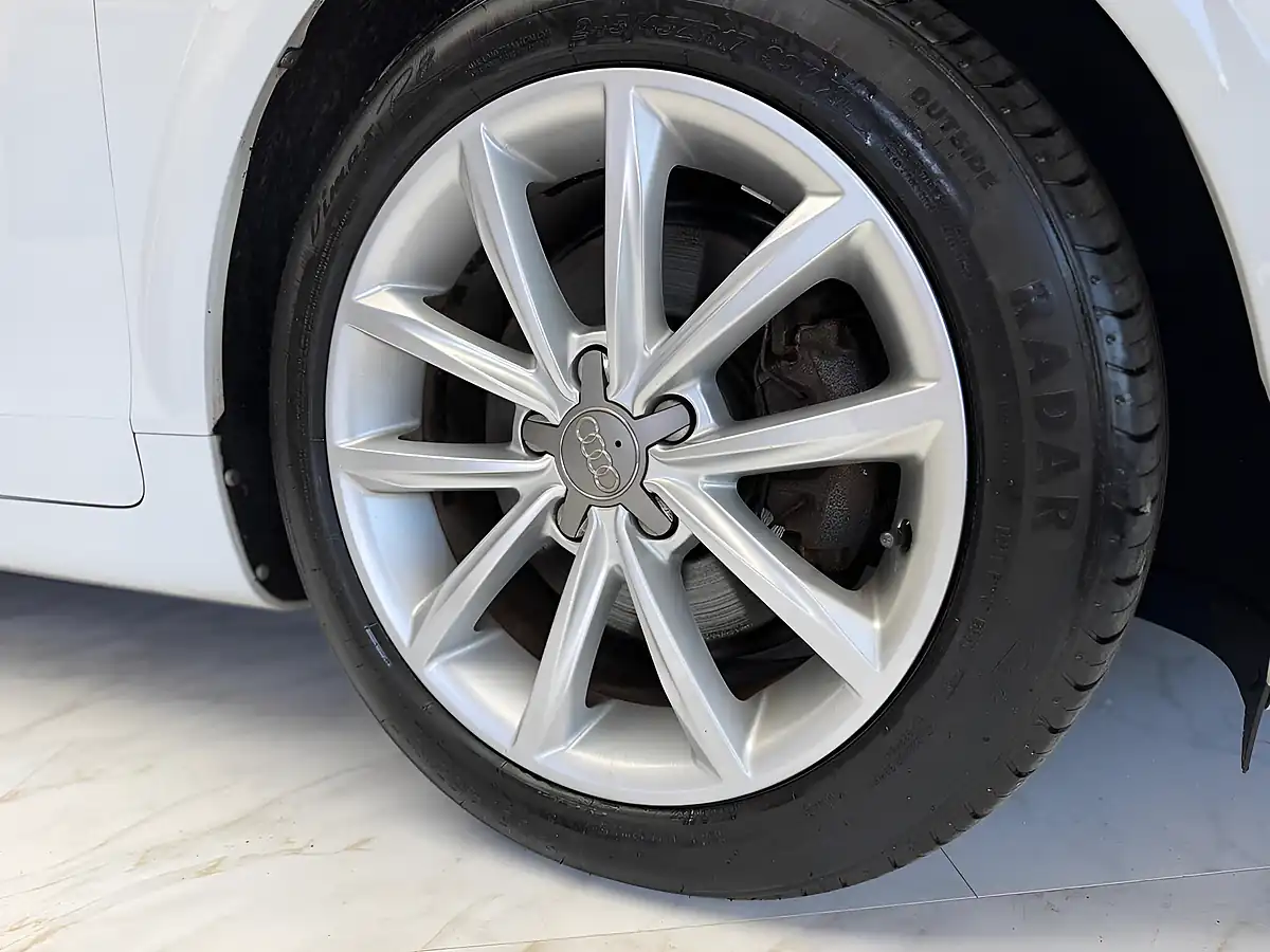 Used 2013 Audi Tt Sport White - Interior and Exterior details 10