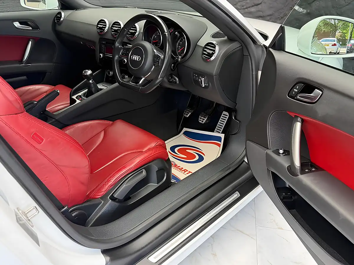 Used 2013 Audi Tt Sport White - Interior and Exterior details 11