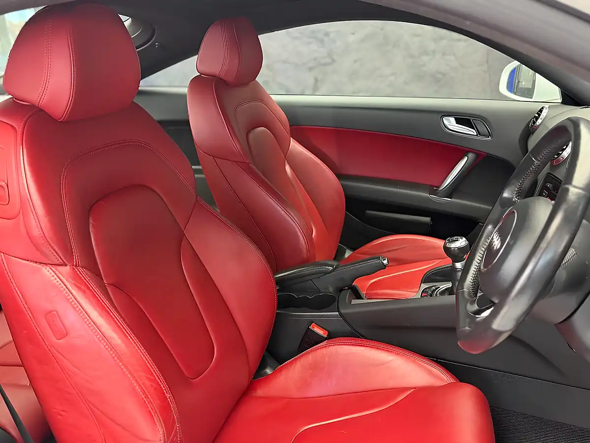 Used 2013 Audi Tt Sport White - Interior and Exterior details 13