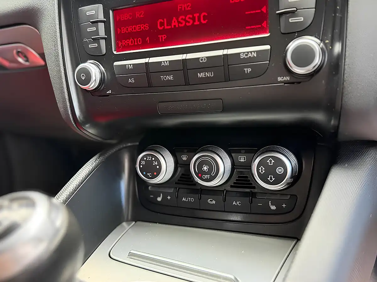 Used 2013 Audi Tt Sport White - Interior and Exterior details 18