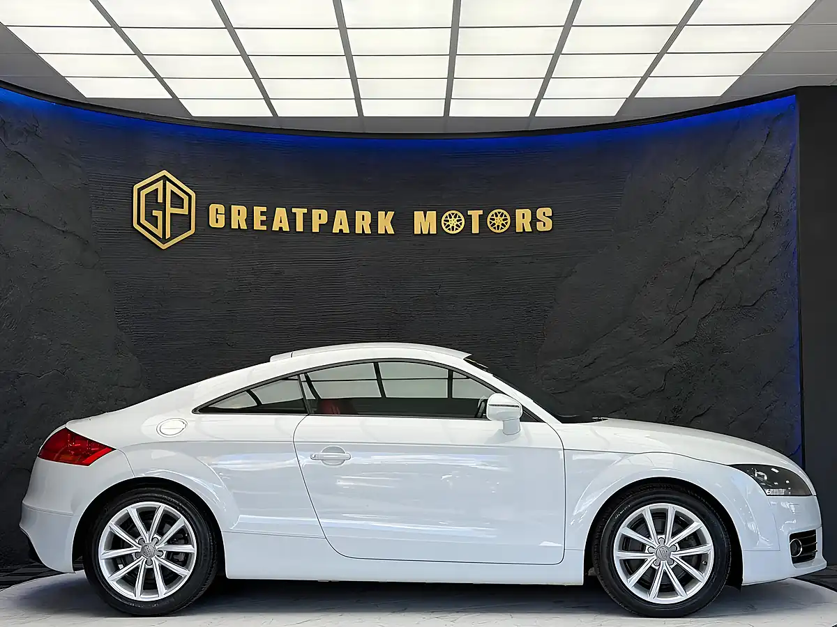 Used 2013 Audi Tt Sport White - Interior and Exterior details 4