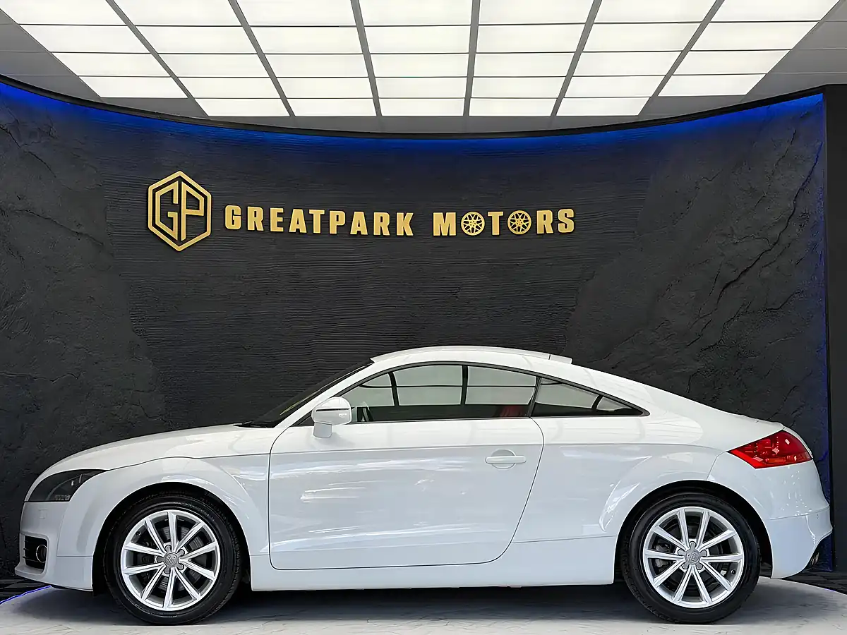 Used 2013 Audi Tt Sport White - Interior and Exterior details 8