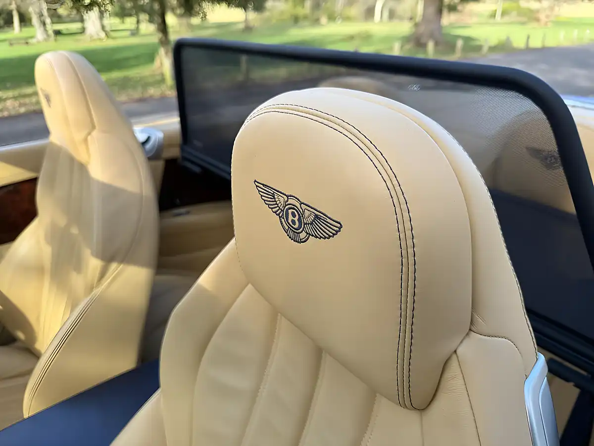 Used 2013 Bentley Continental Gtc Blue - Interior and Exterior details 14
