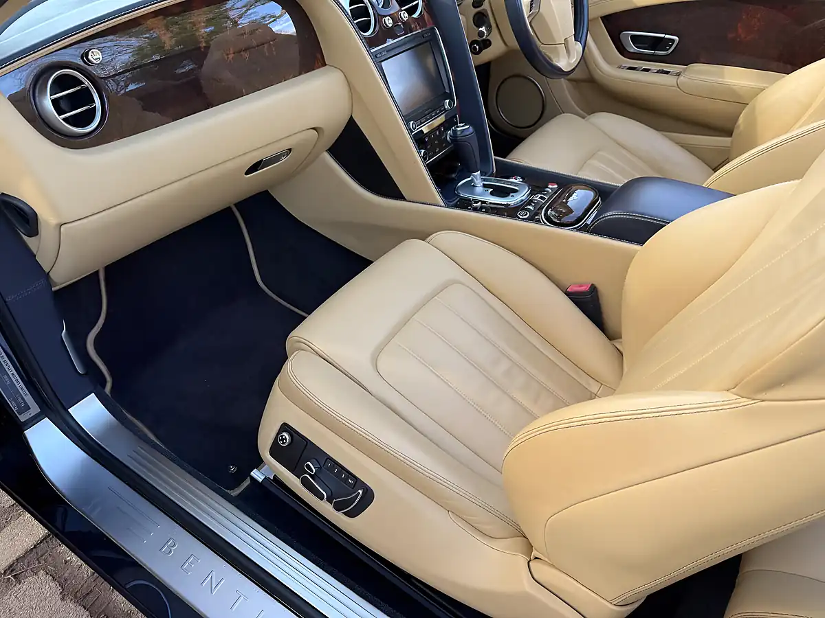 Used 2013 Bentley Continental Gtc Blue - Interior and Exterior details 18