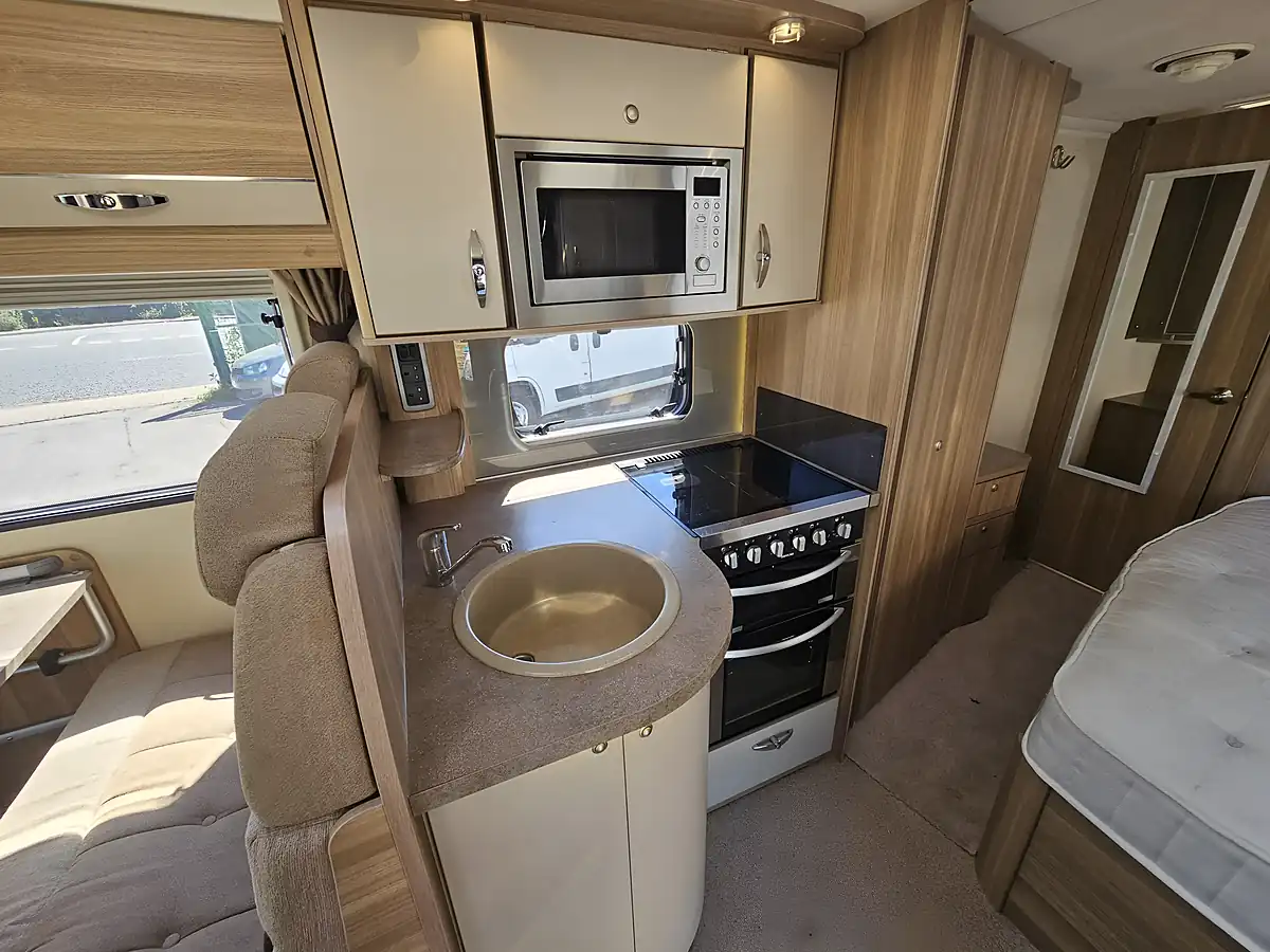 Used 2013 Bessacarr E584 Low Profile Coachbuilt - Interior and Exterior details 12