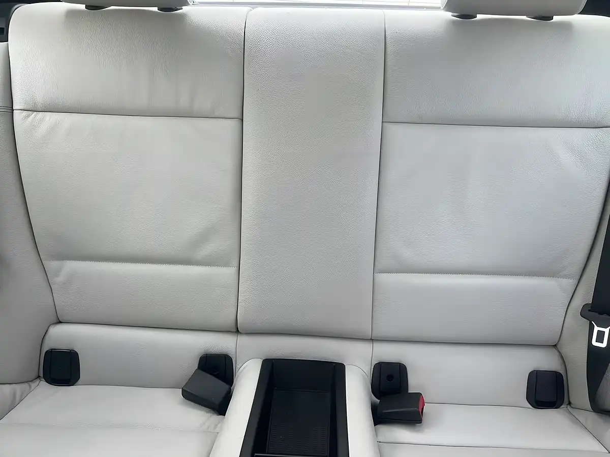 Used 2013 BMW 1 Series Exclusive Edition White - Interior and Exterior details 10