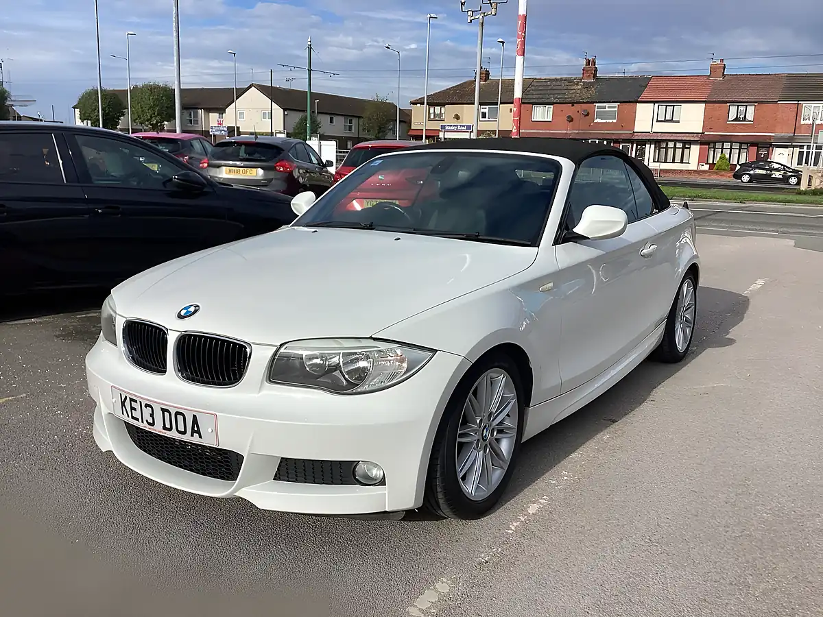 Used 2013 BMW 1 Series M Sport Alpine White - Interior and Exterior details 10