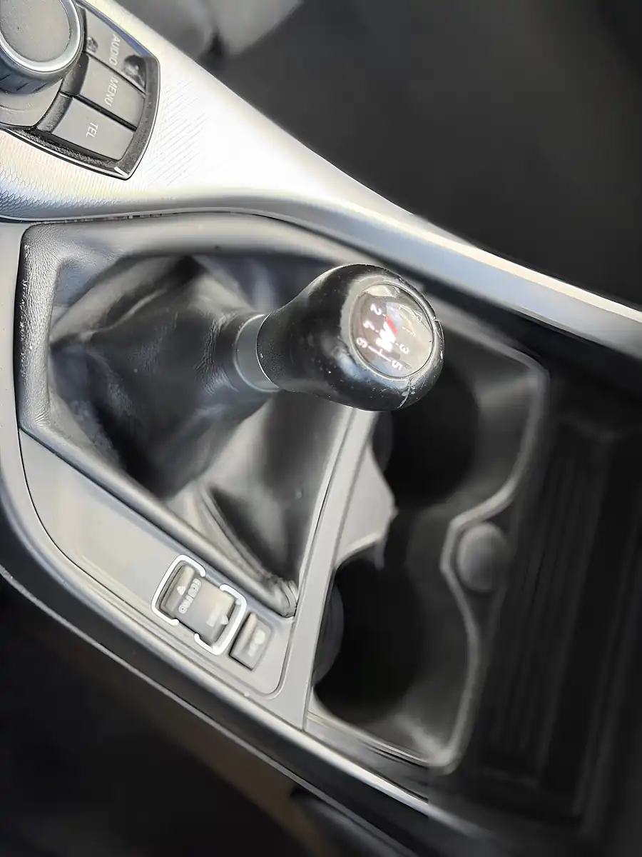 Used 2013 BMW 1 Series M Sport Black - Interior and Exterior details 20