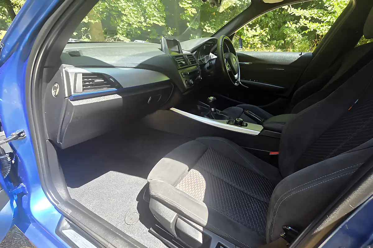 Used 2013 BMW 1 Series M Sport Blue - Interior and Exterior details 12