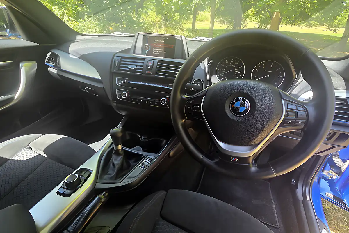 Used 2013 BMW 1 Series M Sport Blue - Interior and Exterior details 16