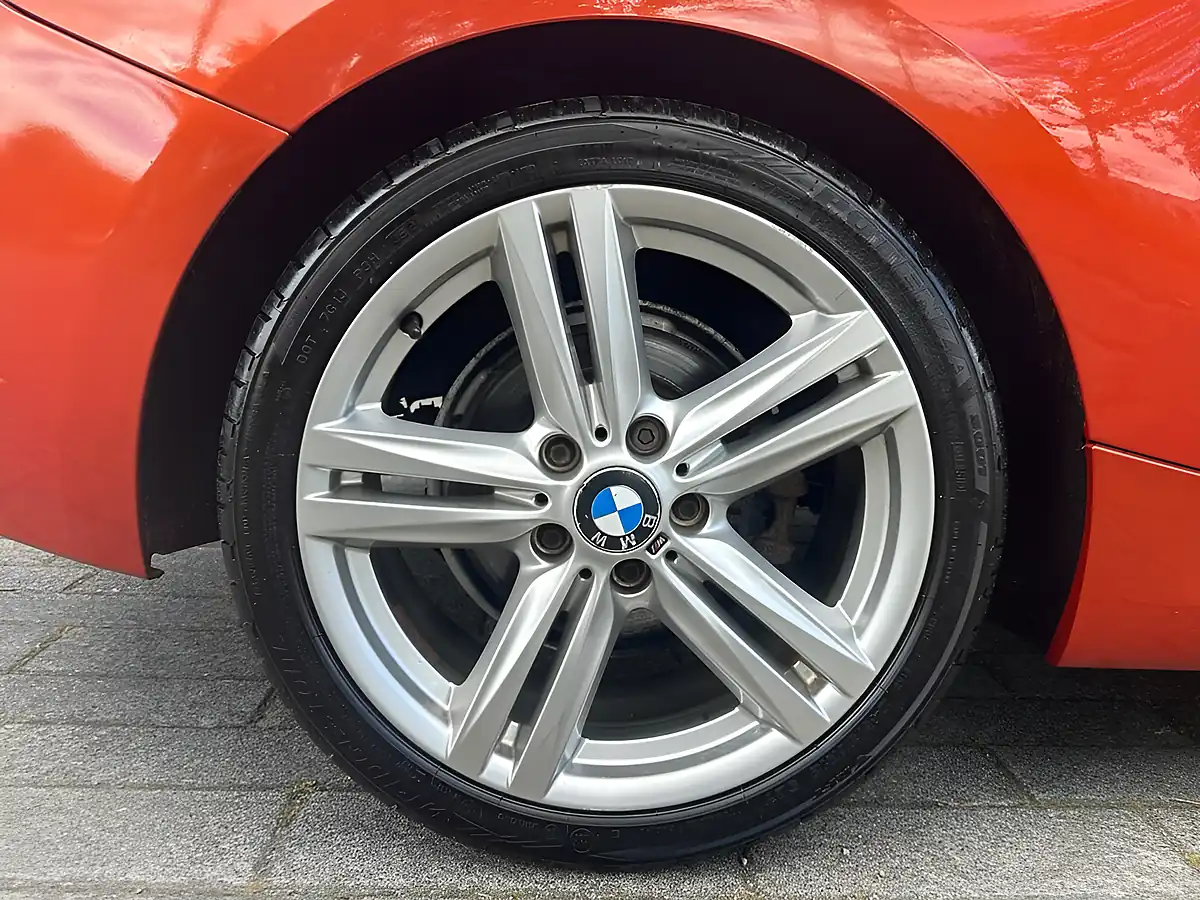 Used 2013 BMW 1 Series M Sport Orange - Interior and Exterior details 10
