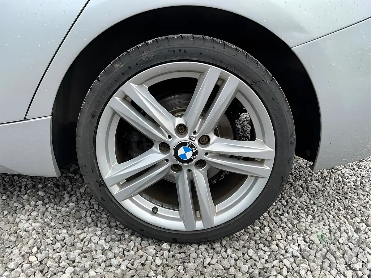 Used 2013 BMW 1 Series M Sport Silver - Interior and Exterior details 13
