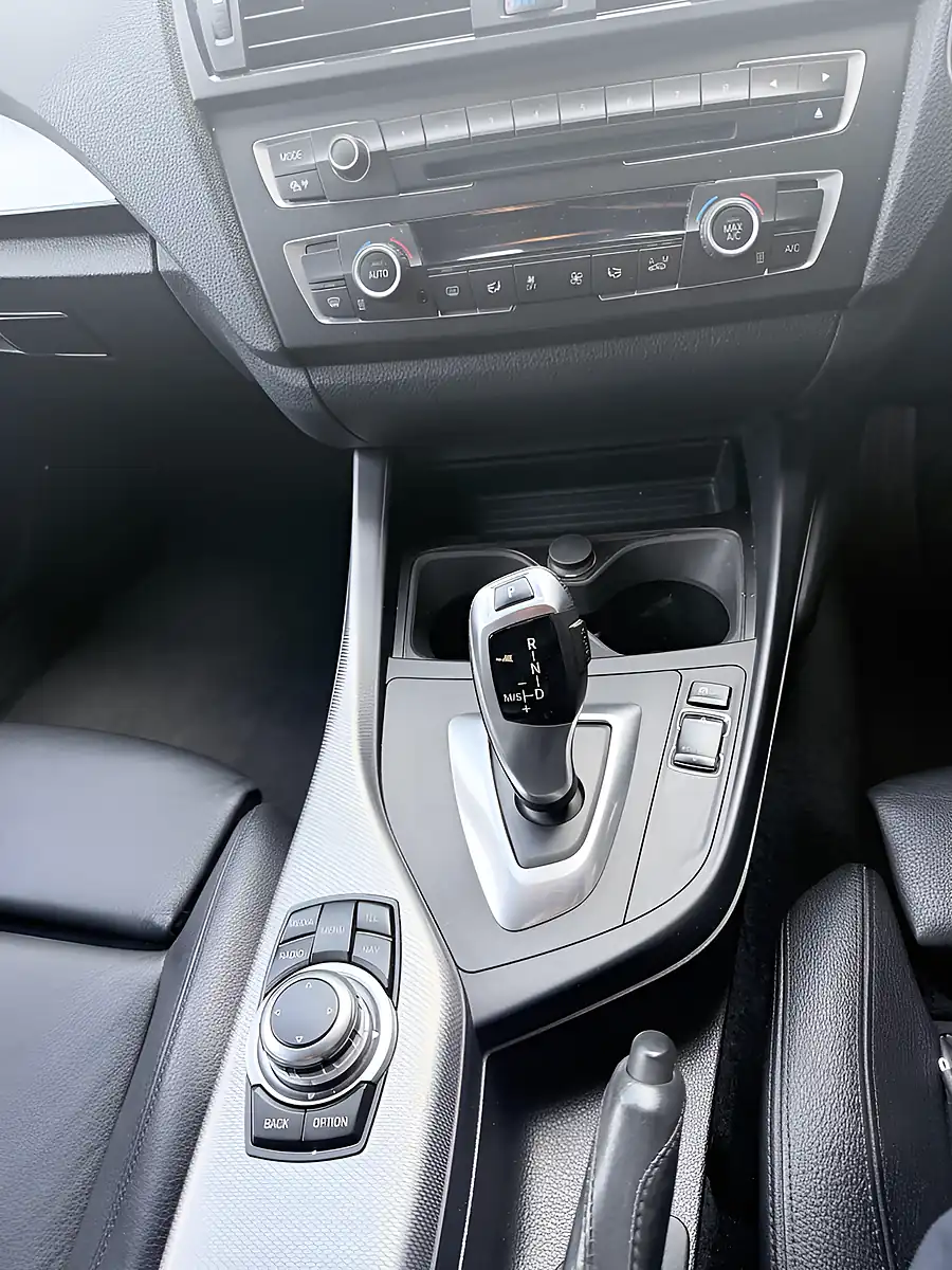 Used 2013 BMW 1 Series M Sport White - Interior and Exterior details 15