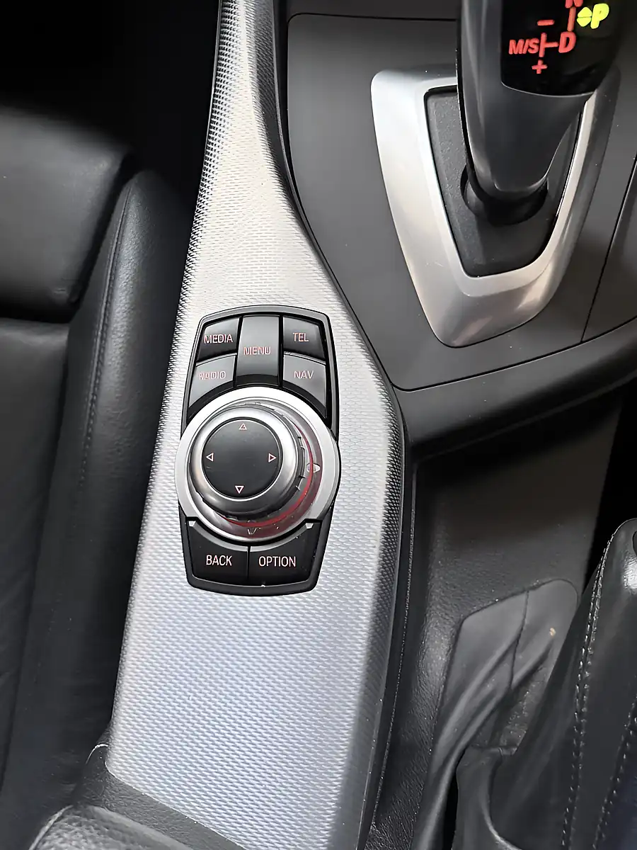 Used 2013 BMW 1 Series M Sport White - Interior and Exterior details 20