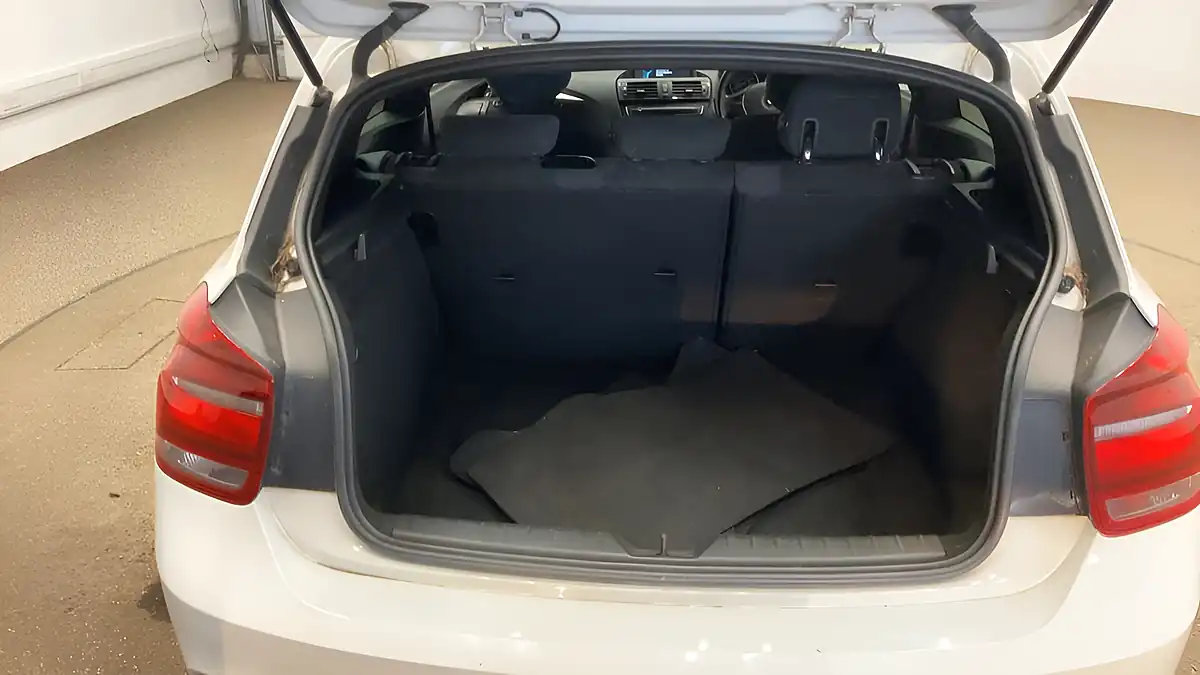 Used 2013 BMW 1 Series M Sport White - Interior and Exterior details 12