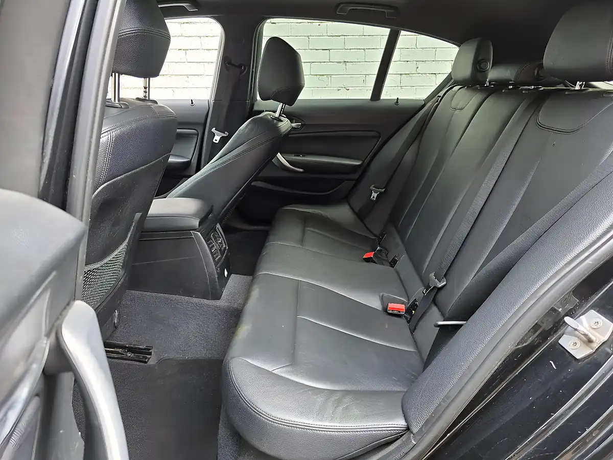 Used 2013 BMW 1 Series M135i Black - Interior and Exterior details 15