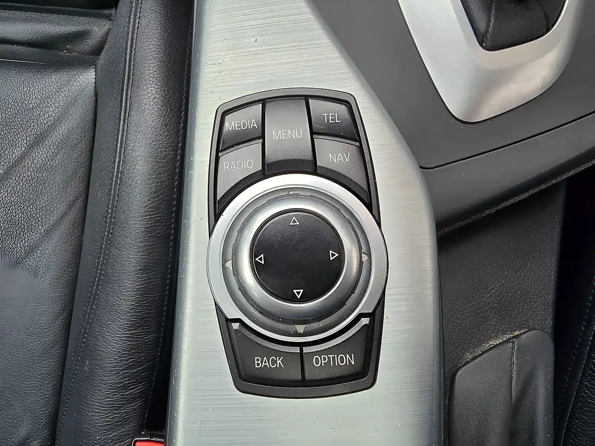 Used 2013 BMW 1 Series M135i Black - Interior and Exterior details 17