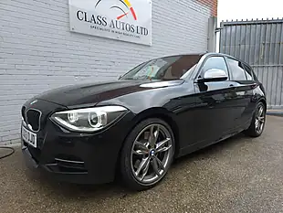 Used 2013 BMW 1 Series M135i Black - Interior and Exterior details 7