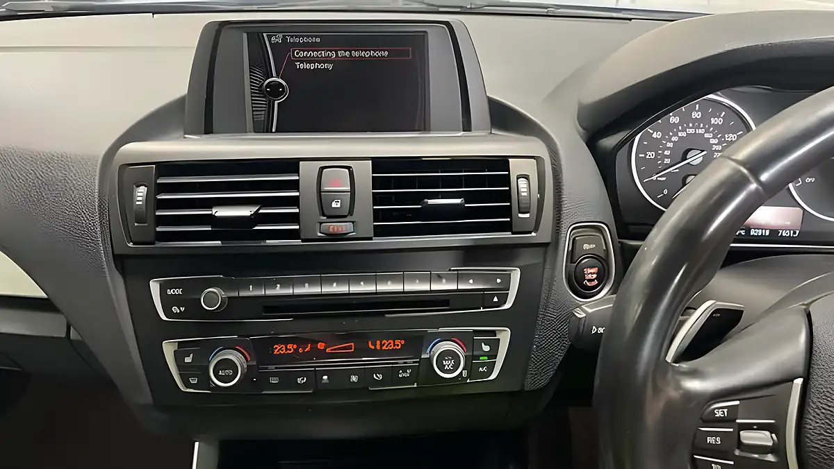 Used 2013 BMW 1 Series M135i Blue - Interior and Exterior details 10