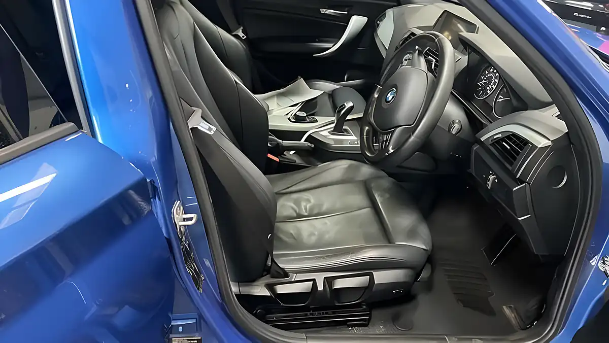 Used 2013 BMW 1 Series M135i Blue - Interior and Exterior details 8