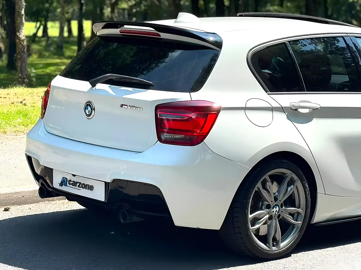 Used 2013 BMW 1 Series M135i White - Interior and Exterior details 15